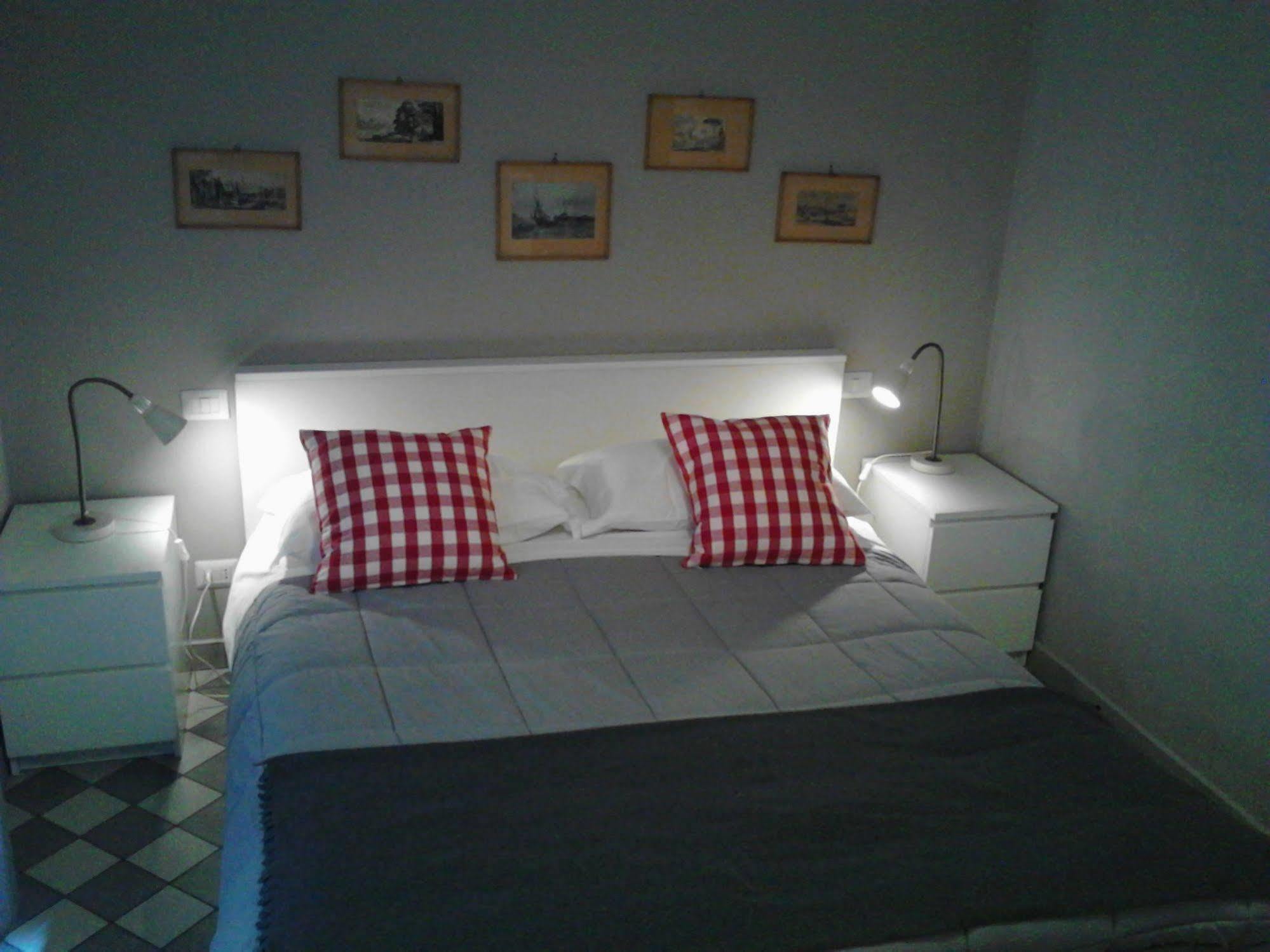 Le Stanze Di Pietro Bed & Breakfast Roma Dış mekan fotoğraf